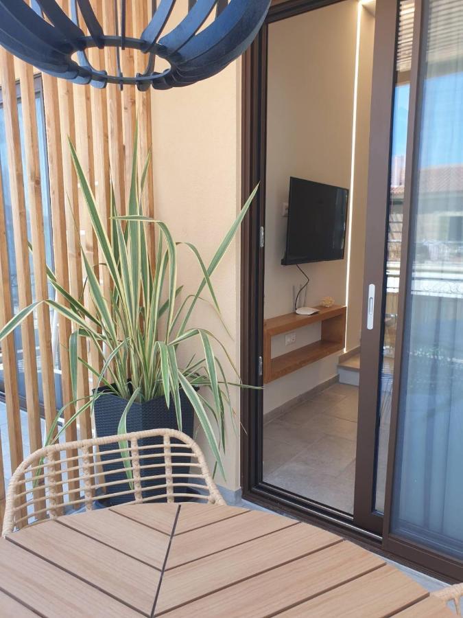 Vista Al Mare Luxury Apartments Гиалова Экстерьер фото
