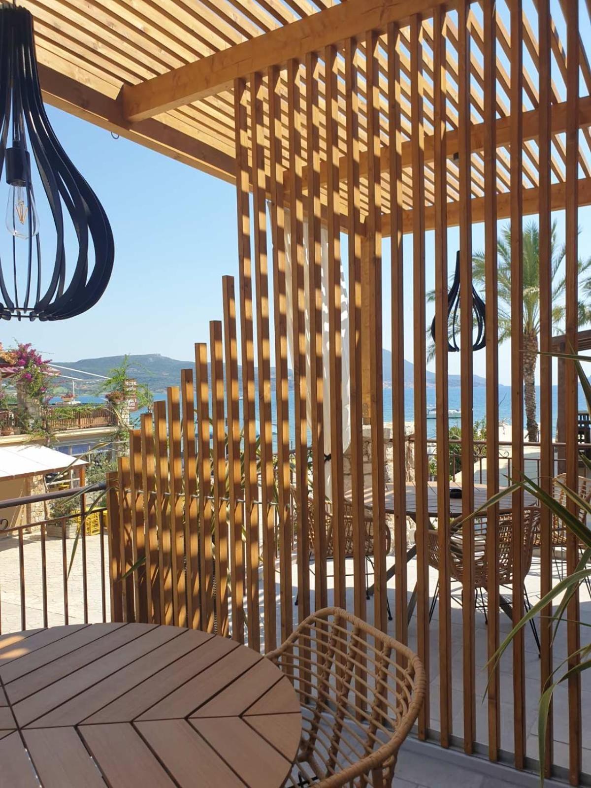 Vista Al Mare Luxury Apartments Гиалова Экстерьер фото